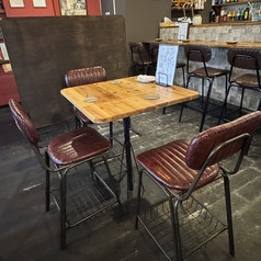 ３名様掛け×１テーブル