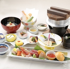 彩り豊かで華やかなランチメニューを多数ご提供