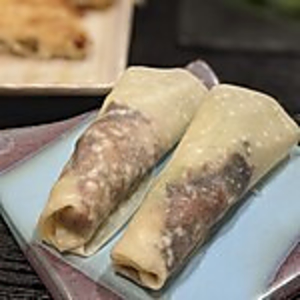【本格北京！！ダック】1200円(税抜)本格的中華の定番メニューを自家製の味噌ダレ(甜面醤)でどうぞ。