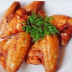 手羽ナンプラーニンニク炒め4個.