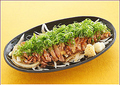 料理メニュー写真&nbsp;名物鶏ももたたき