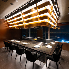 鉄板焼 七海 アパホテル＆リゾート東京ベイ幕張の雰囲気3