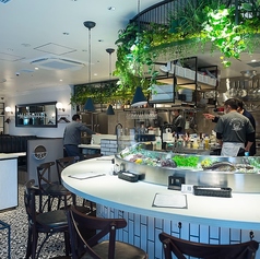 MARE & OYSTER マーレアンドオイスター 大井町トラックス店の雰囲気2