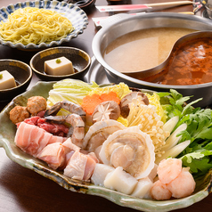 ≪櫻宴限定≫スープの約50％に日本酒を使用したポン酒鍋〜味くらべ〜　3300円(税込)の写真