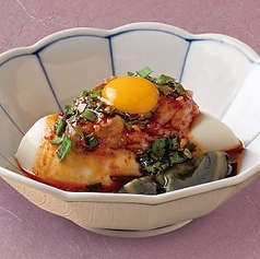 ピータンの馬とろユッケ とろみ豆腐