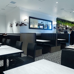 MARE & OYSTER 大井町トラックス店の写真3