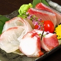 料理メニュー写真&nbsp;鮮魚の刺身三種盛り