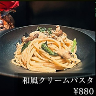 フードメニューもございます