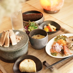 炭火と煮込みフレンチ RUUUMの写真