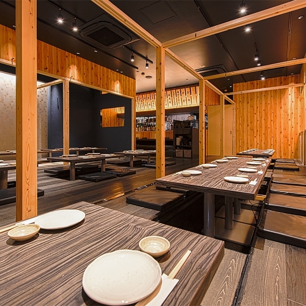 全席掘りごたつ席でゆったりと！最大60名までの宴会可能！