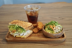 塩レモンアボカドチキンランチ