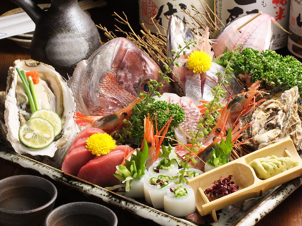 蔵のオススメ！築地直送鮮魚の特選盛り合わせ★