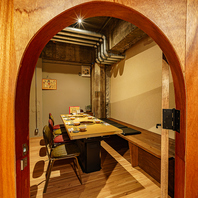 黒毛和牛の旨味を堪能。選べるコースと充実の飲み放題！