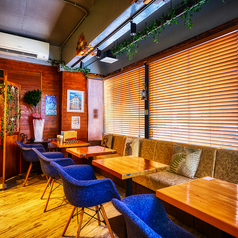 ソファでゆったり！テーブル席