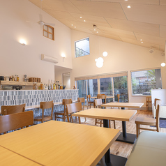 Paso a Paso Cafe&Dining パソアパソの雰囲気1