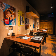 【テーブル席：4名×3卓】