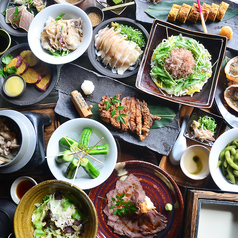 飲み放題付コース4500円～！