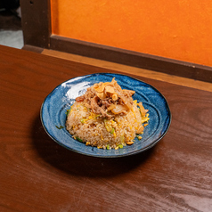 特製肉のせニンニクチャーハン