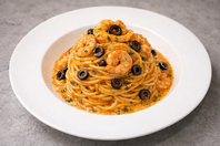 海老の旨みとオリーブ香る濃厚トマトクリーム