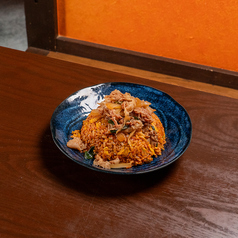 特製肉のせピリ辛チャーハン