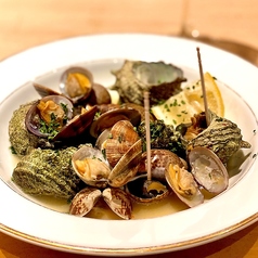 いろいろな貝類のレモン蒸し　Molluschi al limone