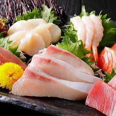 刺身六点盛り合わせ