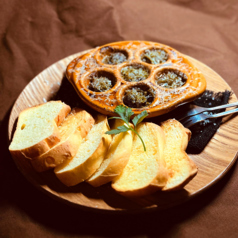 エスカルゴのオーブン焼きブルゴーニュ風ハーブバター