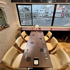 CHILL DINNING チルダイニング 本町店の雰囲気3