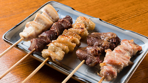 地鶏を使用した料理が人気です♪焼き鳥、刺身、唐揚げなど是非ご賞味ください★