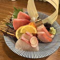 刺身盛り合わせ