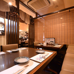 牡蠣ひよっこ商店胡町店の雰囲気3