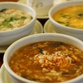 豆腐入りコーンスープ/酸辣湯/フカヒレスープ/海老入りワンタンスープ/蟹肉スープ 