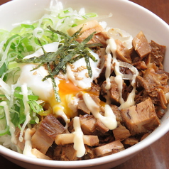 とろ玉のせチャーシュー丼