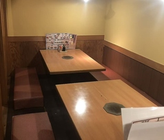 テーブル4名様×1