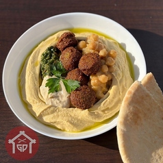 【おすすめ♪】自家製の味◆フムスファラフェル プレート　1680円(税込)の写真