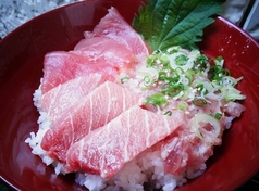 まぐろ３色丼（ミニ）