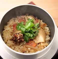 ほかほか特製釜めし