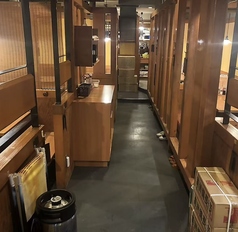 テーブル4名様×1