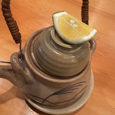 松茸土瓶蒸し（松茸・ハモ・海老・銀杏・鶏肉）