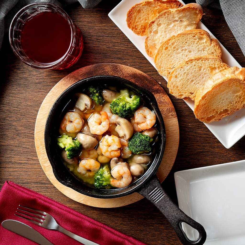 【女子会/誕生日/肉/イタリアン/ピザ/貸切/2次会/個室/飲み放題/天文館/居酒屋】