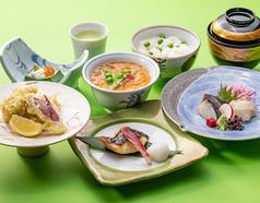 リーガロイヤルホテル広島 日本料理 鯉城 りじょうのコース写真