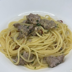 サルシッチャのペペロンチーノ スパゲッティーニ