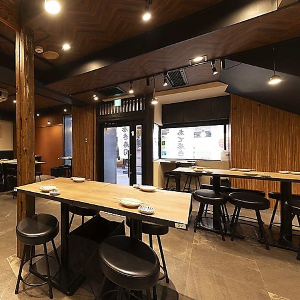 落ち着いた雰囲気の店内で、ゆったりとお過ごしいただけます。　※画像はイメージです。