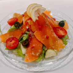 スモークサーモンのサラダ