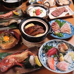 各種コースもご用意。自慢の食材たちと雰囲気をご堪能ください。
