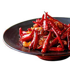 旨辛!鶏肉と唐辛子のピリ辛炒め ～ラーヅーチーティン～