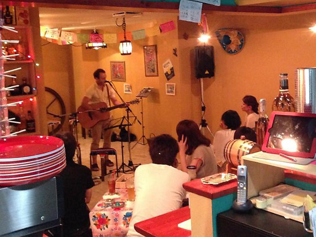 音楽のイベントも時々開催☆陽気な音楽を聴きながらビールにタコス！これぞ南米の夏！！