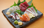 福岡長浜市場直送の鮮魚の刺身は当店のイチオシメニューです！