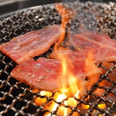 贅沢な焼肉専門店。こだわりのラムとタンを。