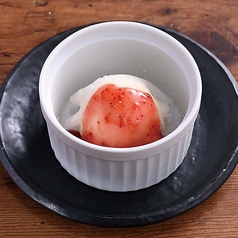 もっちもちドームアイス（バニラ＆ストロベリー／バニラ＆チョコ）